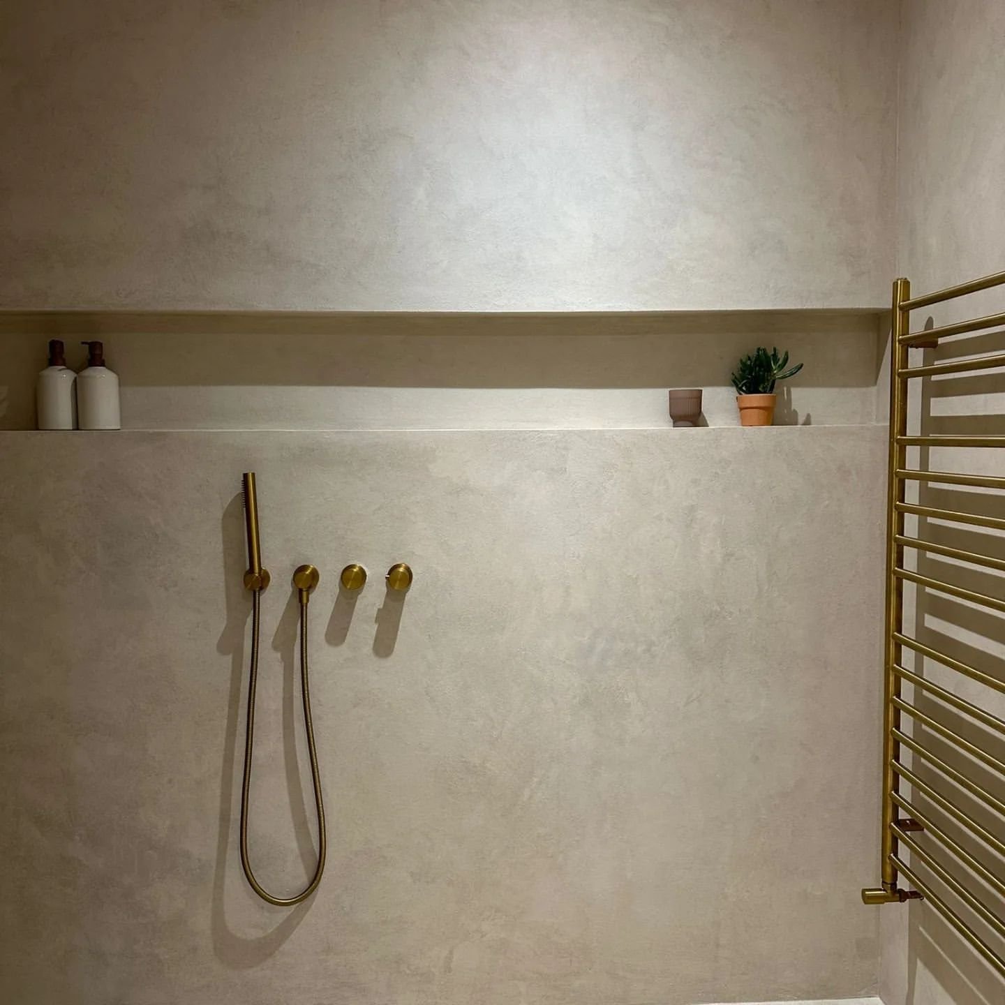 Microcement Finish Walls & Floors SHOWER